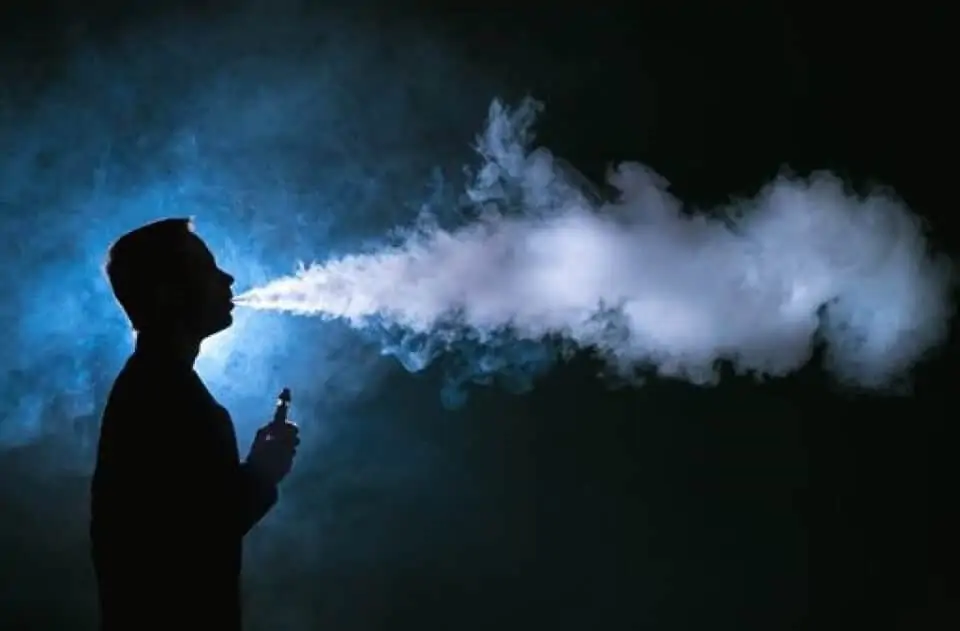 why the thai government does not legalize ecig
